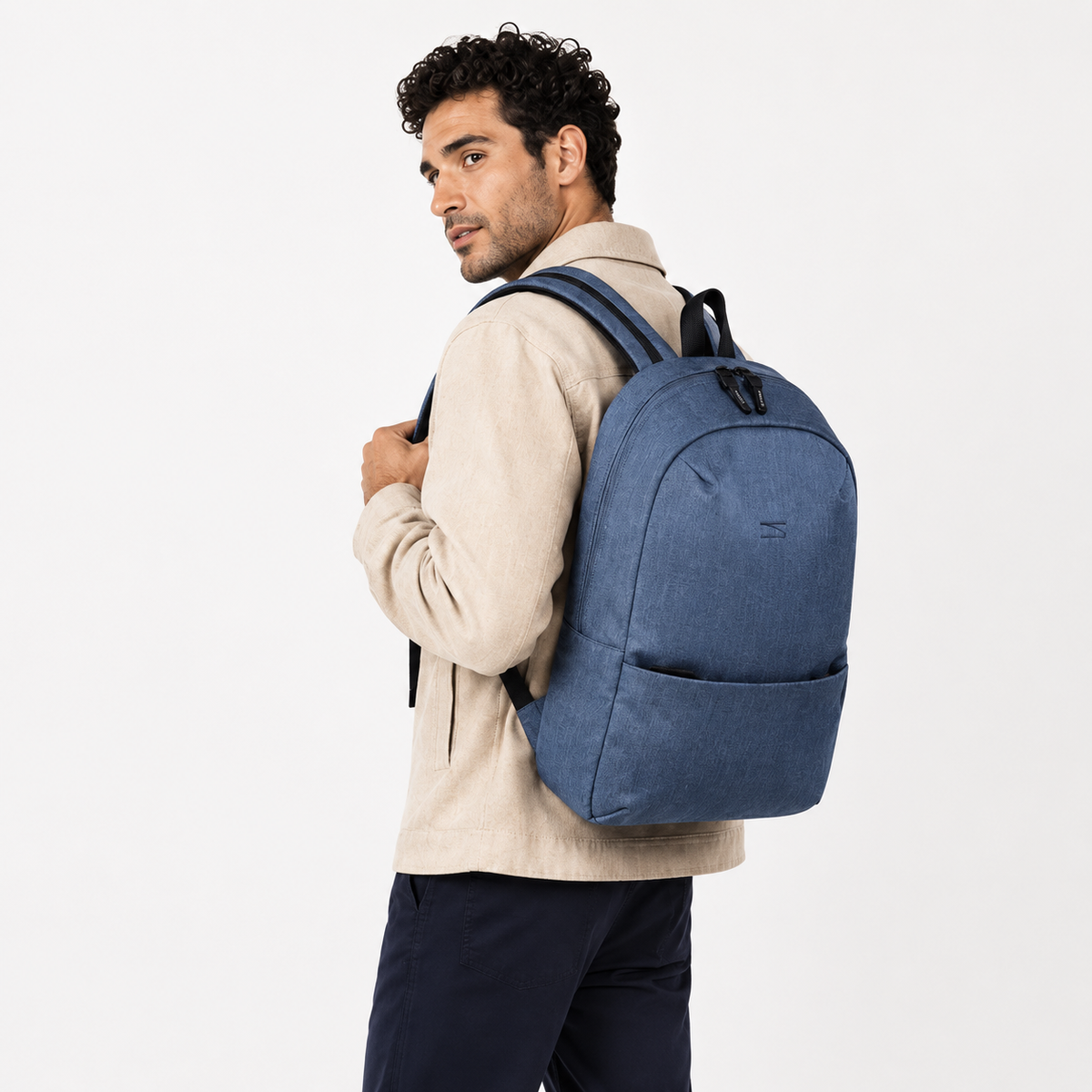 Mochila TUCANO Ted para portátil 14" – Ligera y resistente al agua