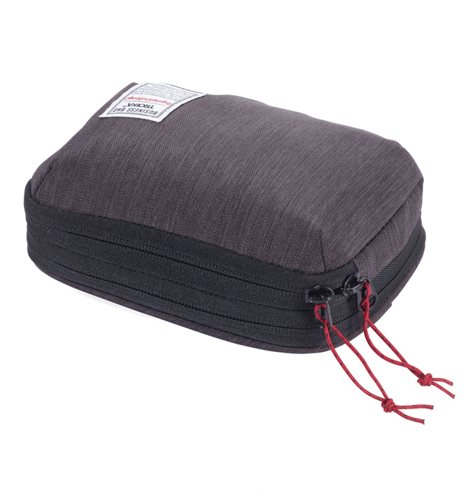 Almohada para relajarte en tus viajes en el avión o tren - Solohombre