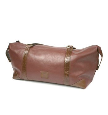 Bolsa de fin de semana en piel color berenjena para tus viajes cortos