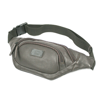 Bolso Riñonera de piel marrón para viaje