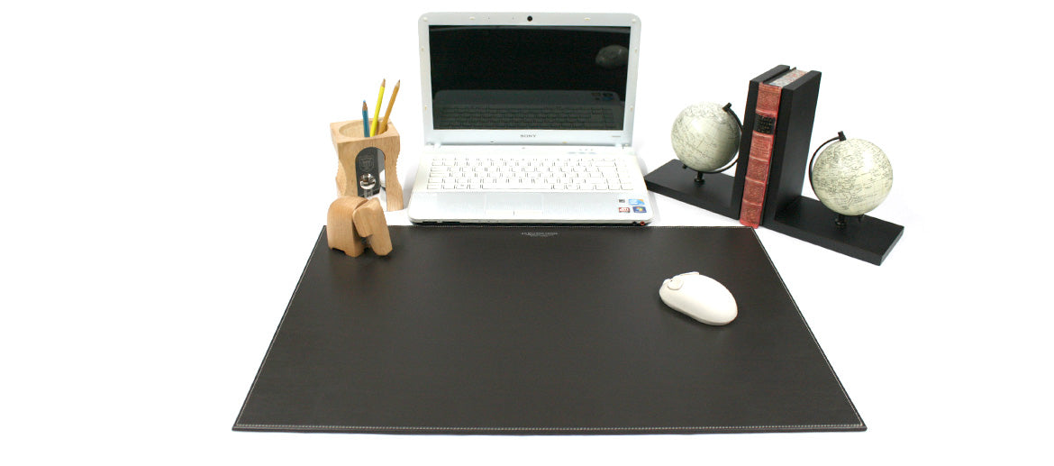 Carpeta vade de piel, protector de tu mesa de despacho marca Espalding&bros color negro