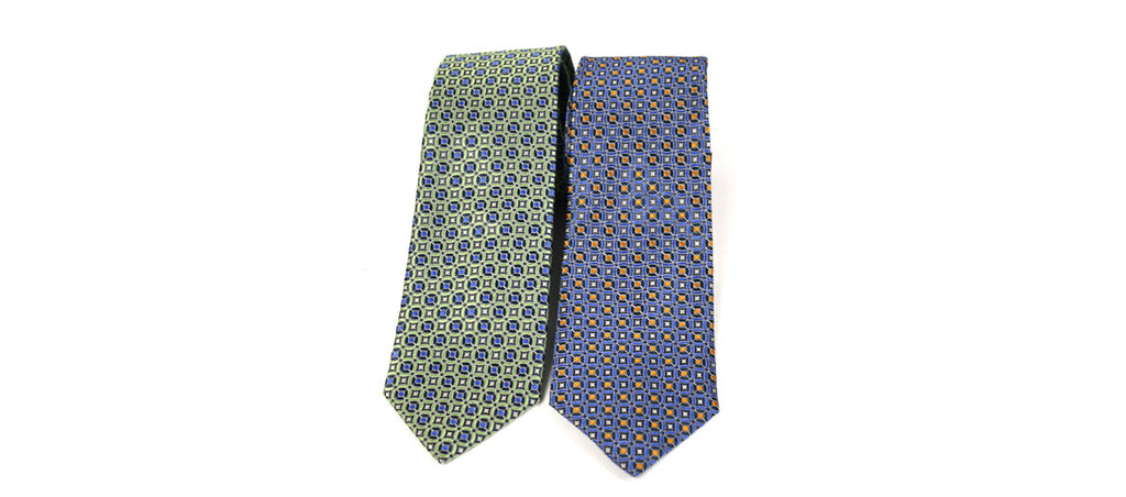 Corbata de seda natural con dibujo corbatero