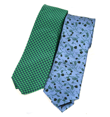 Corbata de seda natural con dibujo de flores o corbatero