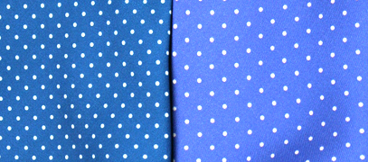 Corbata de seda natural con lunares pequeños