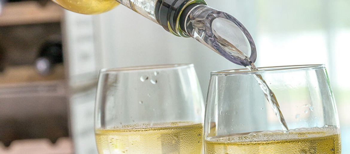 Enfriador, decantador y aireador para el vino