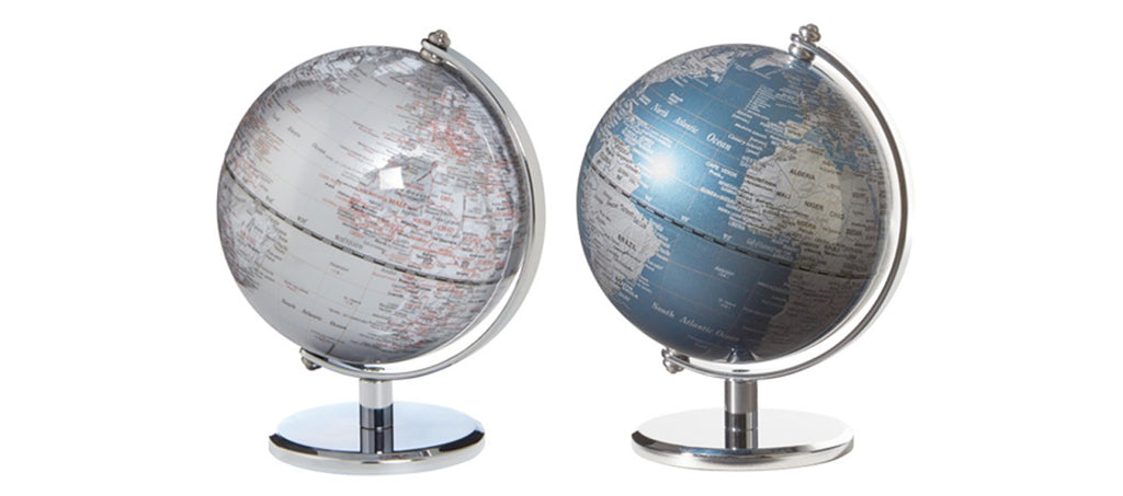 Globo terráqueo pequeño de 13 cms de diámetro
