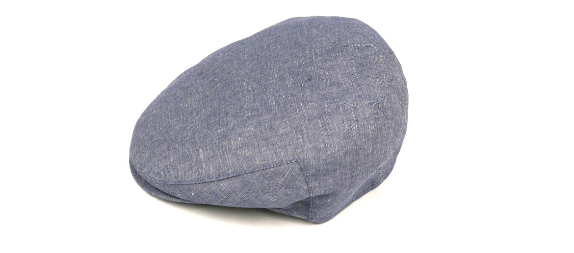Gorra plana de lino en color azul para protegerte del sol del verano