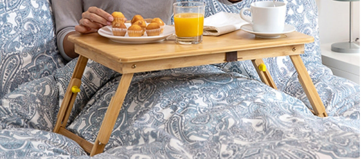 Mesa plegable con atril para trabajar en casa ¡cómodamente!