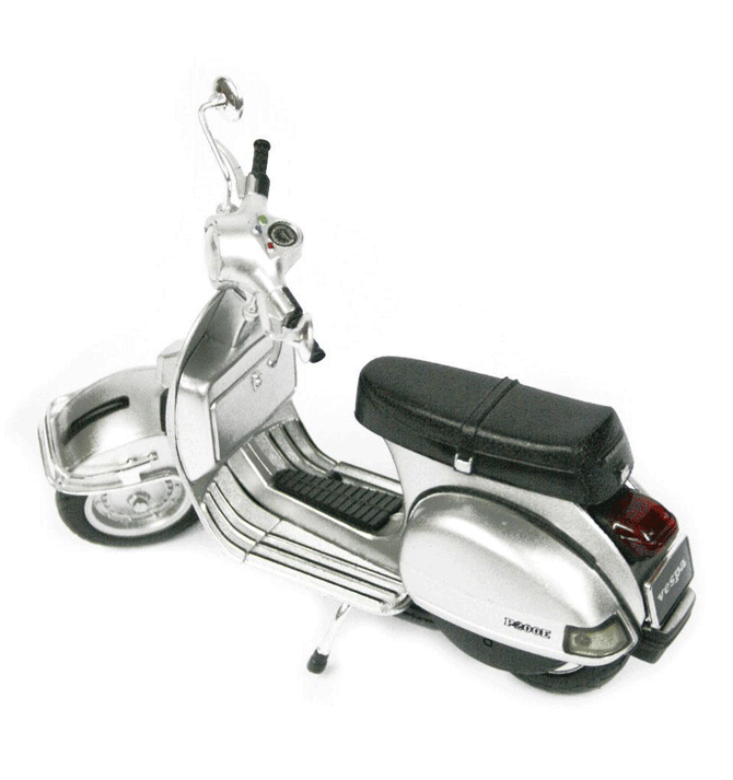 Réplica Moto Vespa decorativa año 1978 color plataescala 1/12