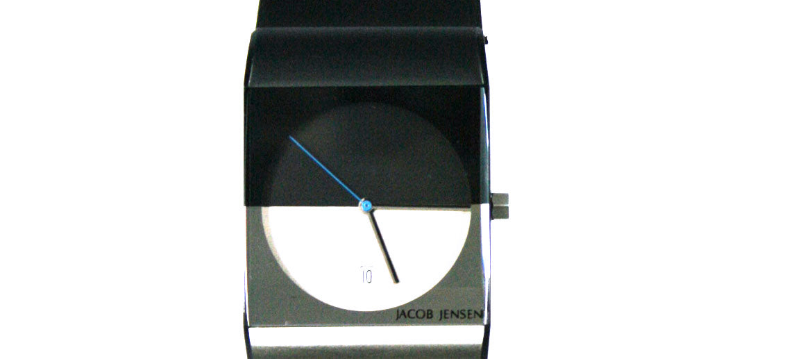 Reloj de pulsera rectangular todo de acero marca Jacob Jensen