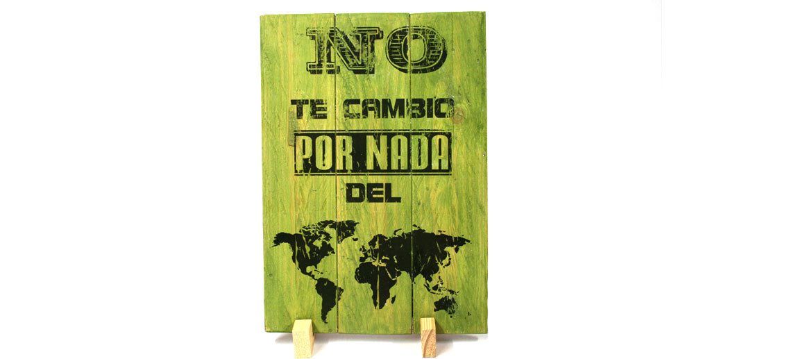 Tabla de madera para colgar o sobremesa con mapa y frase amorosa
