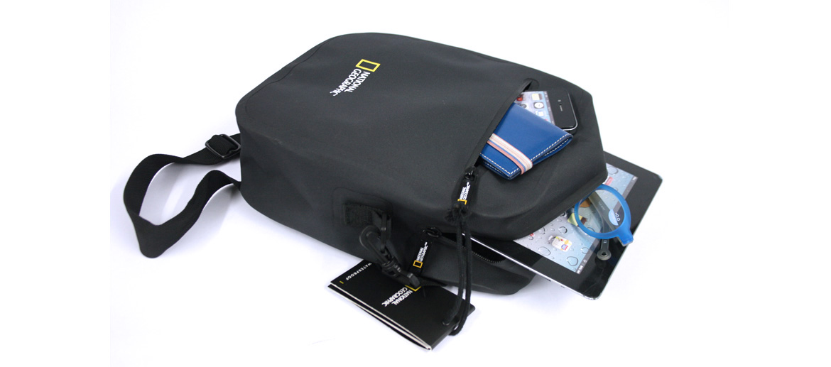 Bolso bandolera con tejido impermeable marca National Geographic -  Solohombre