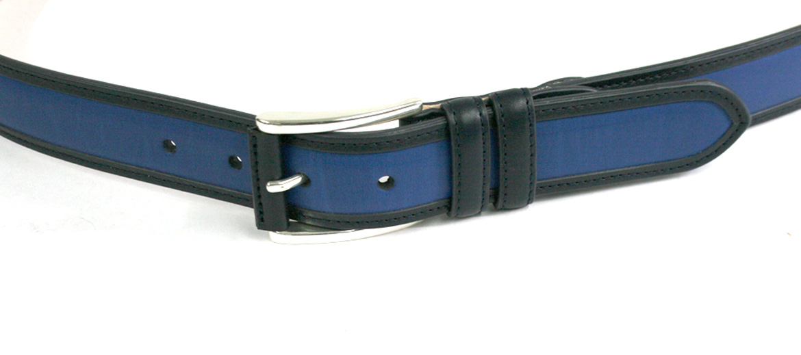 Cinturón  de piel color azul cobalto marca Leyva - comprar online precio 67€ euros