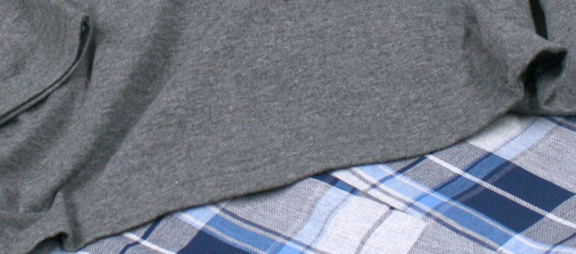 Pijama de algodón con camiseta de punto y pantalón de tela para el invierno - Solohombre