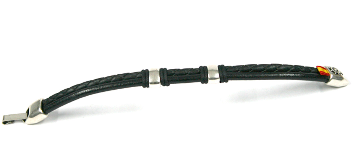 Pulsera de cuero trenzado y liso color negro con detalle en metal - Solohombre