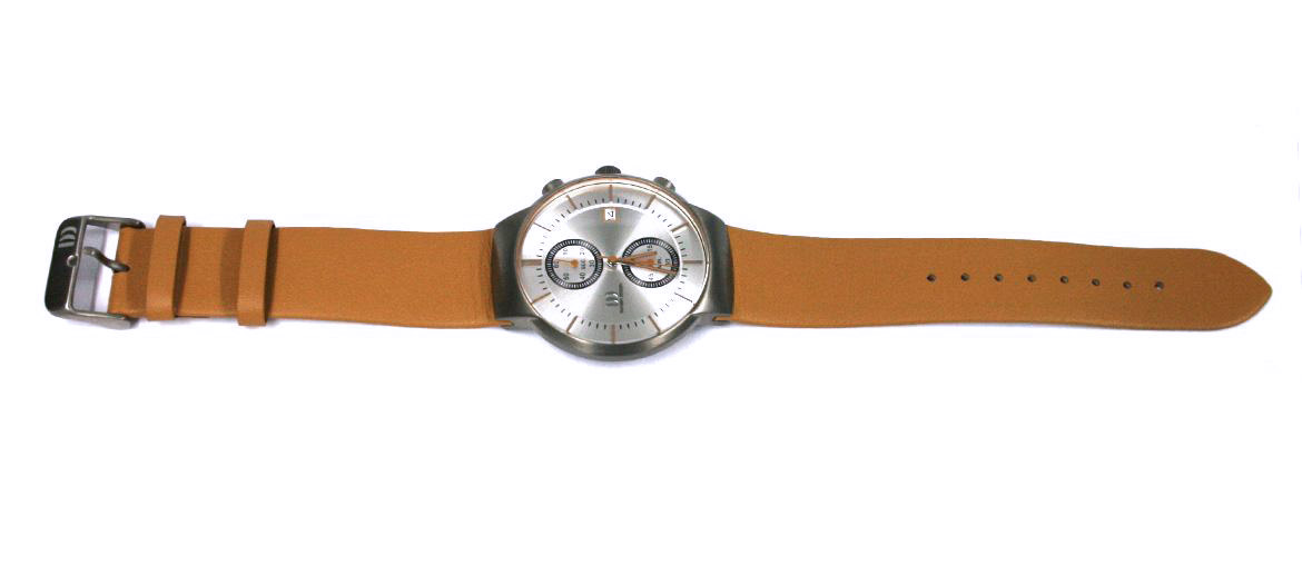 Reloj pulsera hombre de titanio y esfera plateada con detalles naranja marca Danish Design - Precio 257€ euros - Comprar online