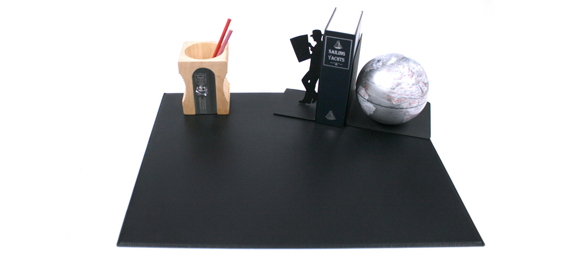 Vade carpeta sencilla para tu mesa de despacho de piel negra - comprar online precio 135€ euros